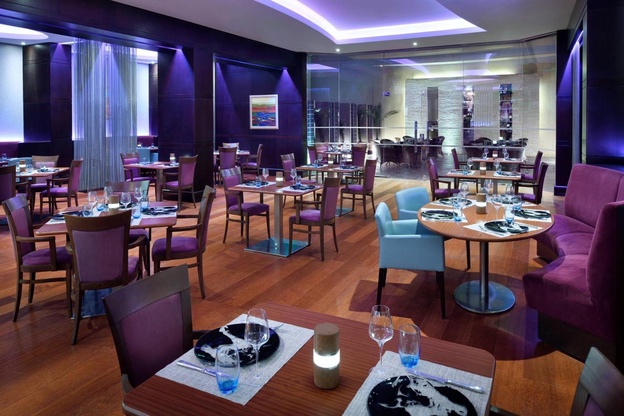 Riyadh Marriott Hotel Exterior foto